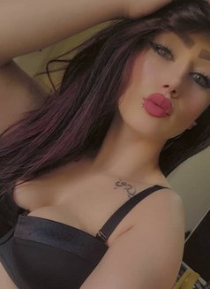 Tala - escort in Beirut Photo 2 of 5