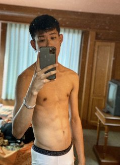 Taley - masseur in Pattaya Photo 1 of 5