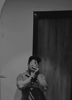 Talha Arab - Acompañantes masculino in Ahmedabad Photo 3 of 3