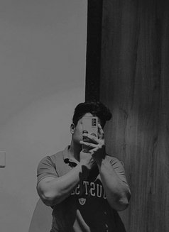 Talha - Acompañantes masculino in Ahmedabad Photo 1 of 2