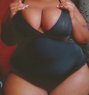 Talia - dominatrix in Mombasa Photo 2 of 4