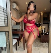 Alya camshow queen - puta in Chennai