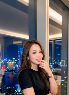 Talita - puta in Singapore Photo 7 of 10