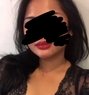 Tall Valoptous girl available - escort in Singapore Photo 1 of 5