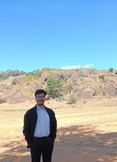 Tall Guy - Male escort in Nagpur Photo 4 of 6