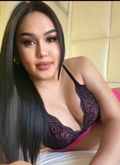 Tall KIMBERLY CUM provider. - Transsexual escort in Osaka Photo 21 of 21