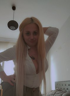 Talya Ts 06 Xxl - Transsexual escort in İstanbul Photo 2 of 4