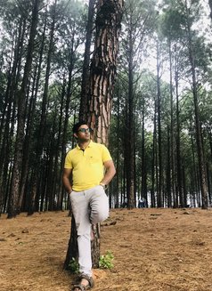 Tamal - Male escort in Kolkata Photo 3 of 19