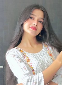 Tamanna - escort in Kochi Photo 2 of 3