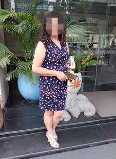 Tammy(Kol BONG MILF)only on request - puta in New Delhi Photo 3 of 13