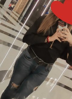 Tamanna - puta in Noida Photo 3 of 6