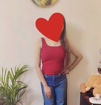 Tamanna - puta in Noida
