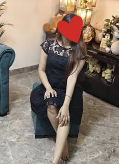 Tamanna - puta in Noida Photo 6 of 9