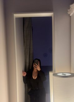 Tamara - escort in Doha Photo 3 of 3