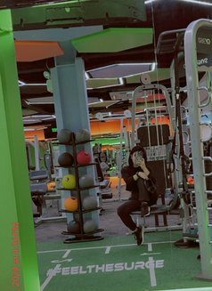 Tamara - puta in Dubai Photo 5 of 6