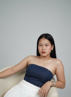 Tamara - escort in Riyadh Photo 1 of 5