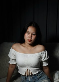 Tamara - escort in Riyadh Photo 2 of 5