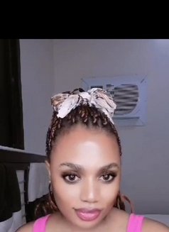 Tamara - escort in Riyadh Photo 1 of 5