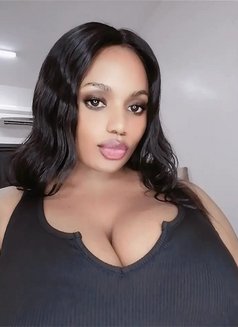 Tamara - escort in Riyadh Photo 5 of 5