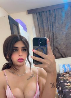 Tamara Sultán - Transsexual escort in Erbil Photo 9 of 13