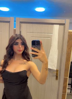Tamara Sultán - Transsexual escort in Erbil Photo 12 of 13