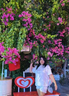 Tamara - puta in Kuwait Photo 3 of 4