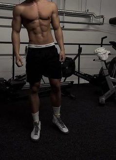 Tamer - Acompañantes masculino in Cairo Photo 3 of 3