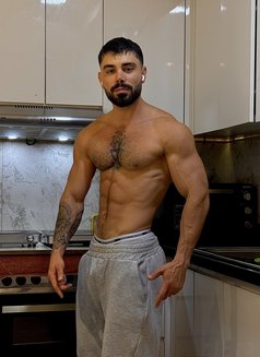 Tamer - Male escort agency in Dubai Photo 5 of 5