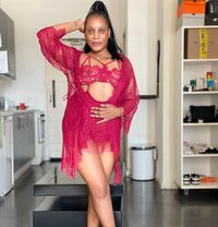 Tamika - puta in Johannesburg