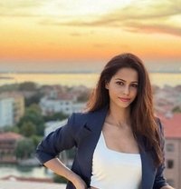Tamil and North and Vvip Foreigner - puta in Chennai