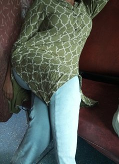 Tamil Beauty Young Girl Available - escort in Chennai Photo 2 of 5