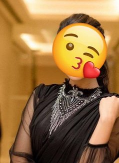 TAMIL COLLEGE GIRLS AND ARTIST AVAILABLE - escort in Chennai Photo 2 of 11