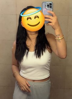 TAMIL COLLEGE GIRLS AND ARTIST AVAILABLE - escort in Chennai Photo 8 of 11