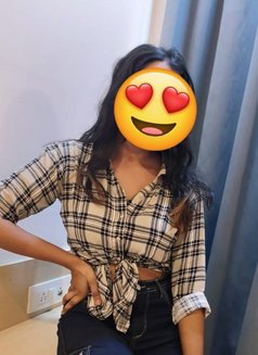 Tamil College & Tamil Actress, hi-fi - escort in Chennai Photo 2 of 28