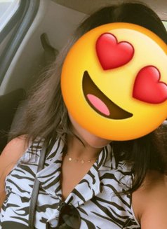 Tamil College & Tamil Actress, hi-fi - escort in Chennai Photo 10 of 28
