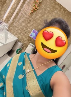 Tamil College & Tamil Actress, hi-fi - escort in Chennai Photo 19 of 28