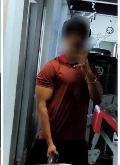 Tamil Fresh Boy, Vip R Service Massage - Male escort in Colombo Photo 1 of 1