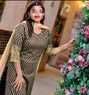 Tamil Girl Anu - puta in Colombo Photo 2 of 3