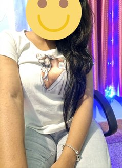 Tamil Girl Providing Service Omr - escort in Chennai Photo 1 of 5
