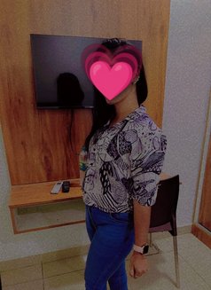 Tamil girls available - escort in Chennai Photo 3 of 4