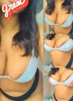 Tamil hot girl vip service - puta in Colombo Photo 14 of 14