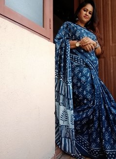 Tamil, North Indian High Profile Here - escort in Chennai Photo 1 of 2