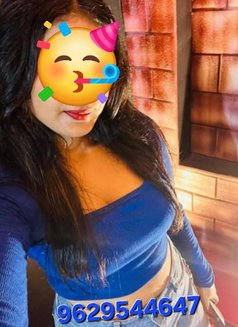 Tamil Ponu Suji Independent Service - escort in Coimbatore Photo 4 of 4