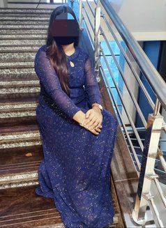 Tamil Private Companions - puta in Chennai Photo 2 of 3