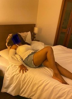 Shalini independent with place - escort in Chennai Photo 7 of 10