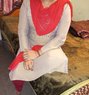 Tamil Young Unmarried Girl in Chennai - escort in Chennai Photo 1 of 4