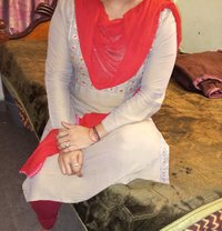 Tamil Young College Girl in Chennai - escort in Chennai