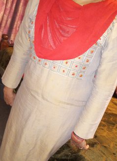 Tamil Young College Girl in Chennai - escort in Chennai Photo 4 of 4