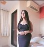 India busty Sexy Girl - puta in Doha Photo 1 of 8