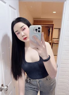 Tammy - Transsexual escort in Doha Photo 2 of 6